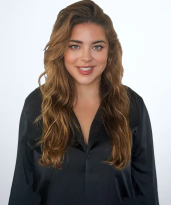 Melissa Headshot